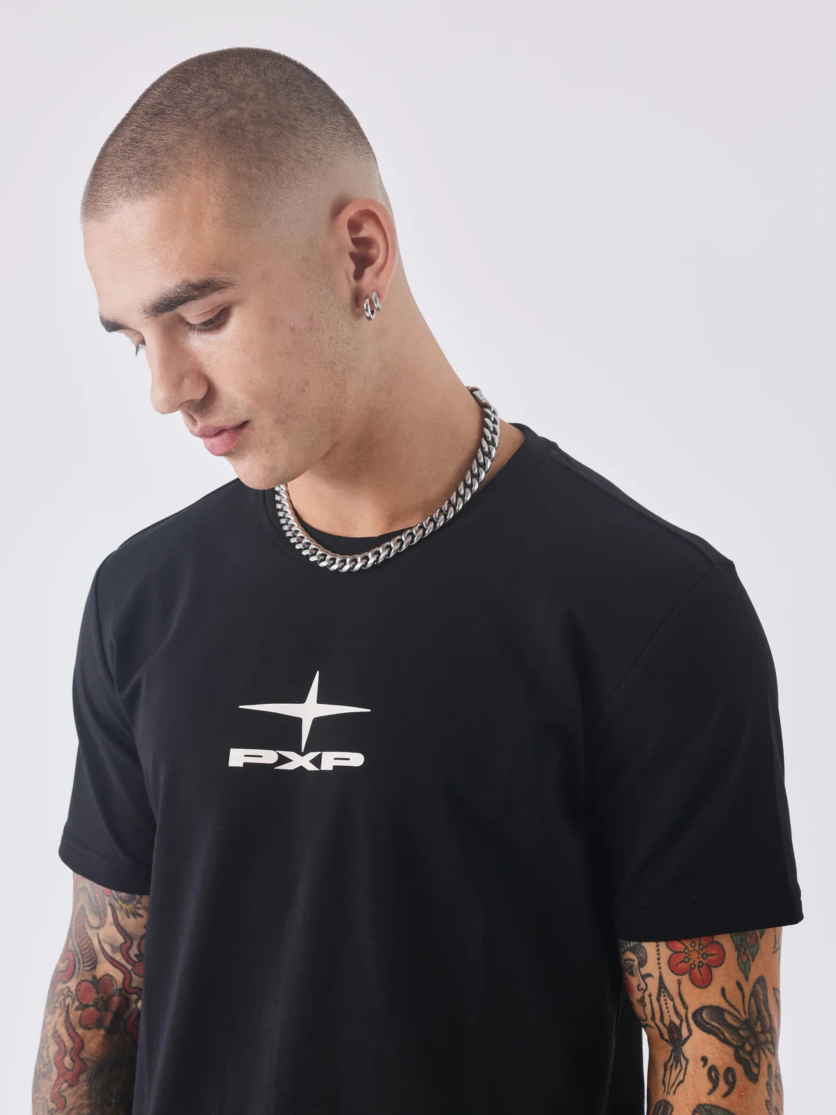 T-shirt fit Essentials