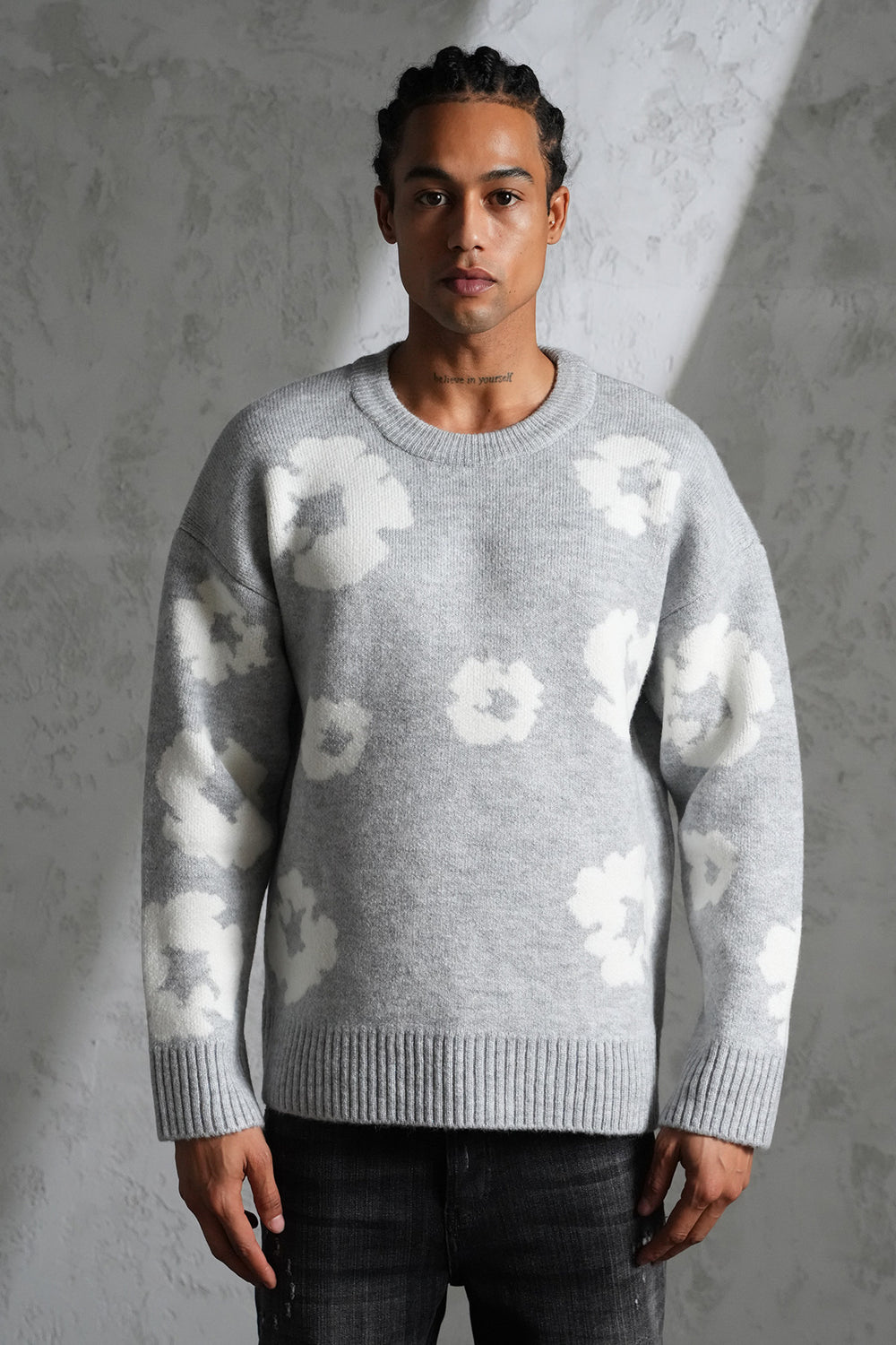 Pull Fleur Gris