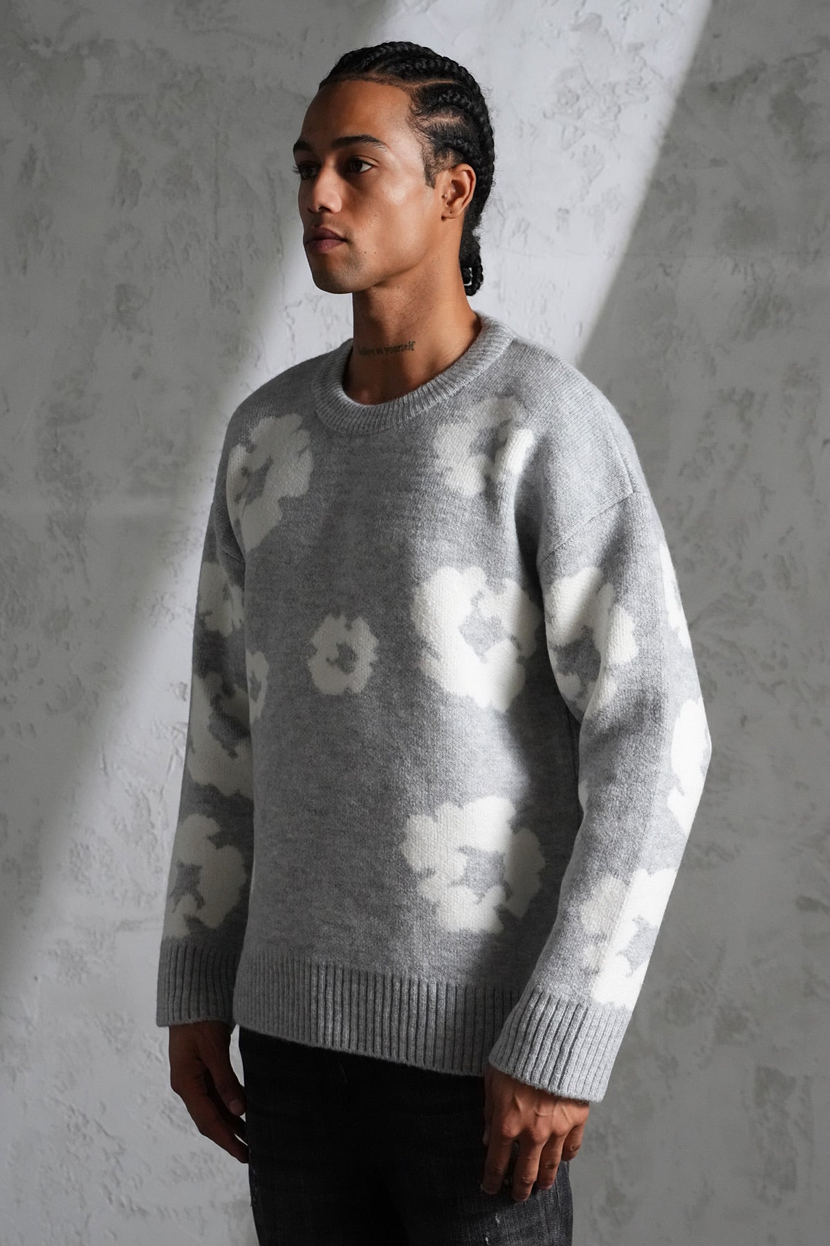Pull Fleur Gris
