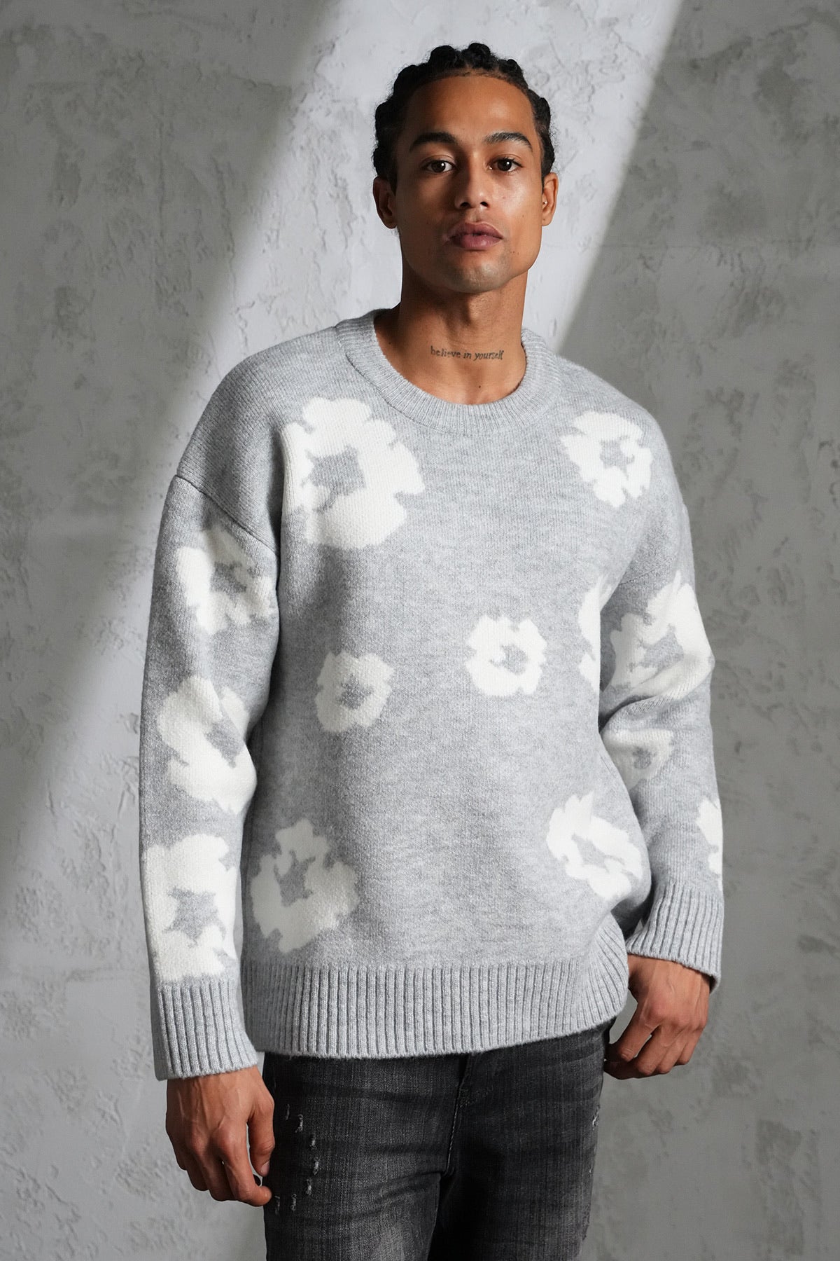 Pull Fleur Gris