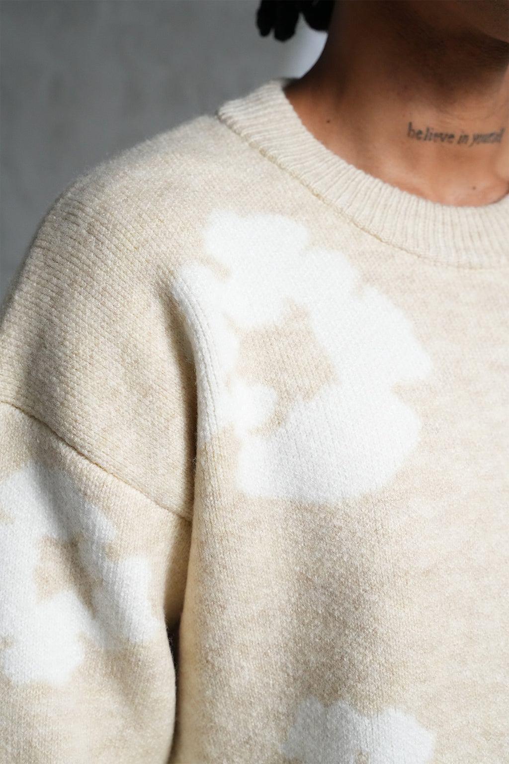 Pull Fleurs Beige