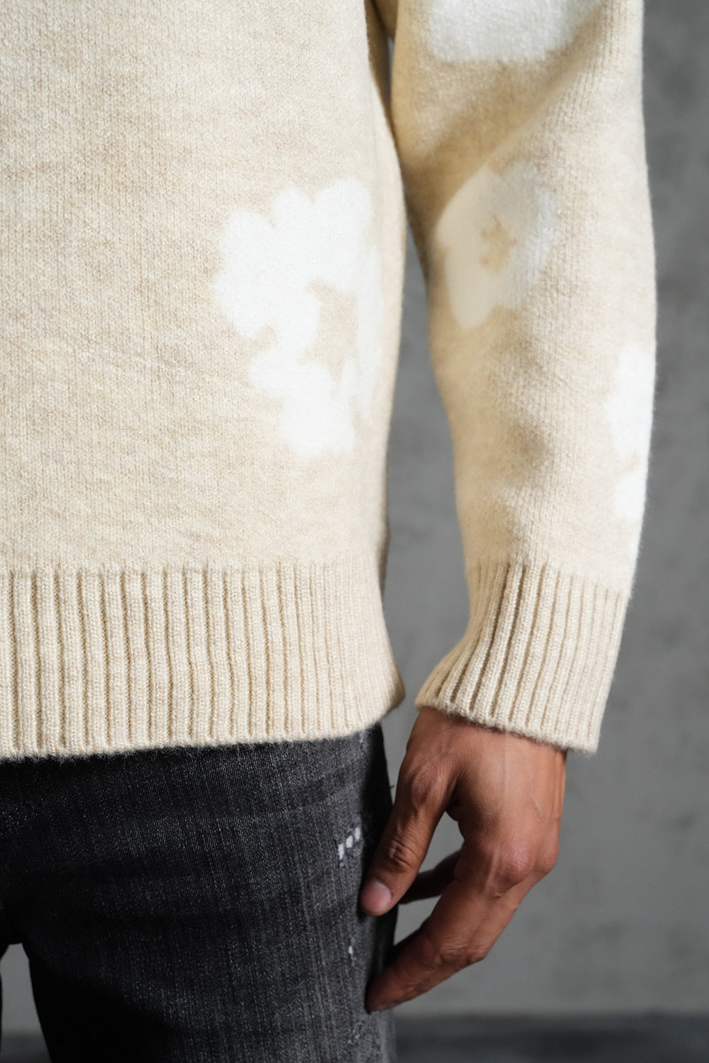 Pull Fleurs Beige