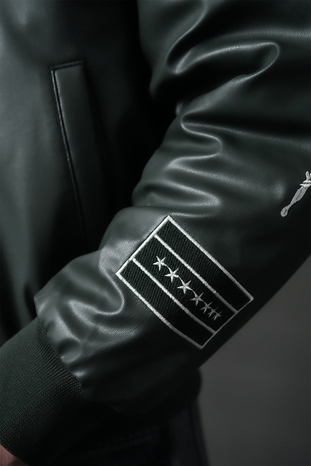 Bomber Atelier Eternel